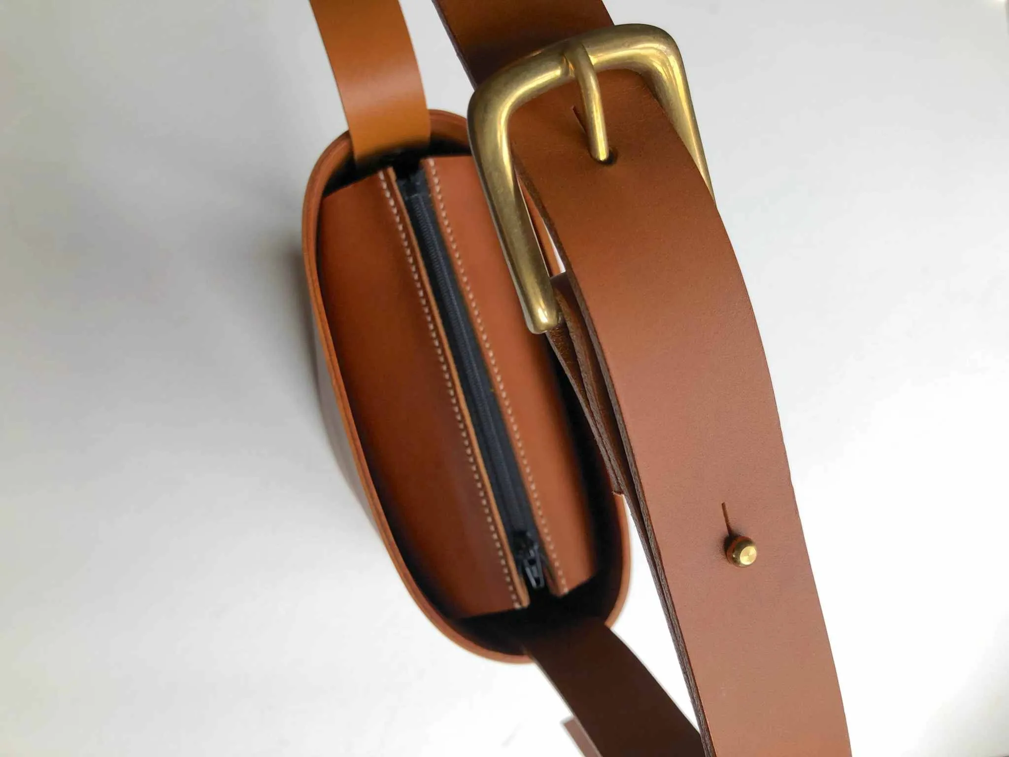 Oval Midi Leather Bag
