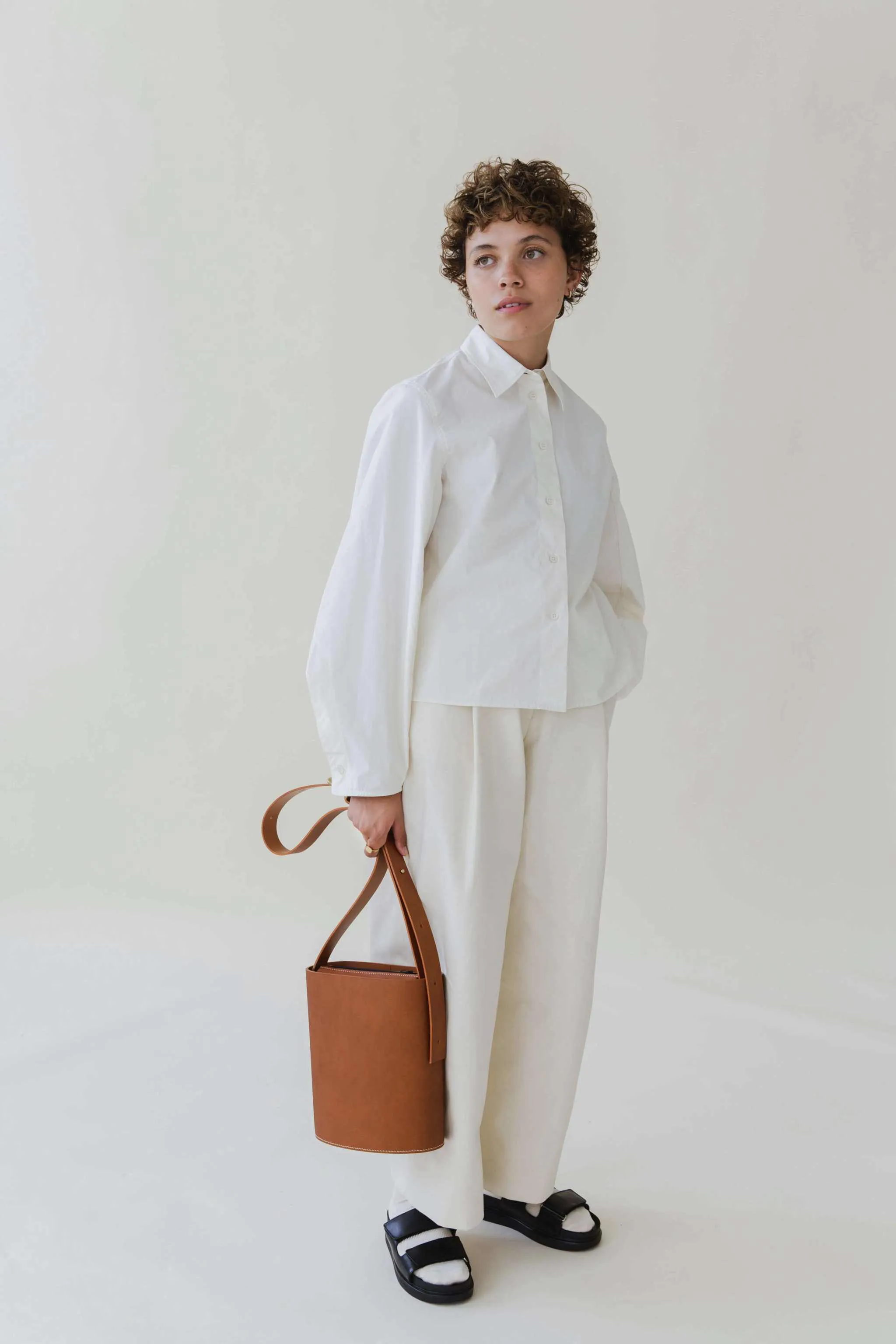 Oval Midi Leather Bag